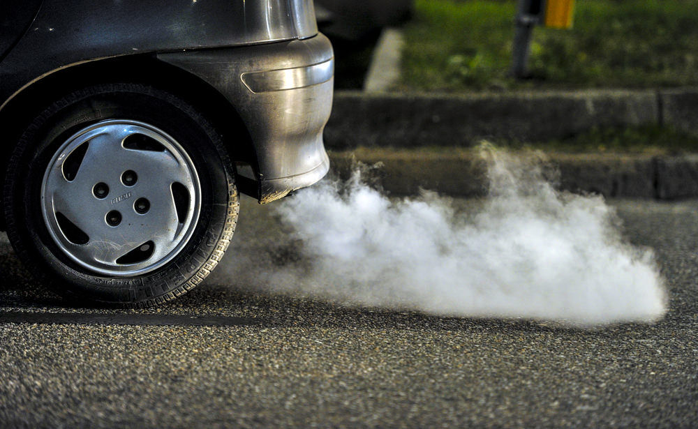 DO report smoking vehicles
